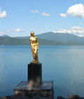 田沢湖の辰子姫像